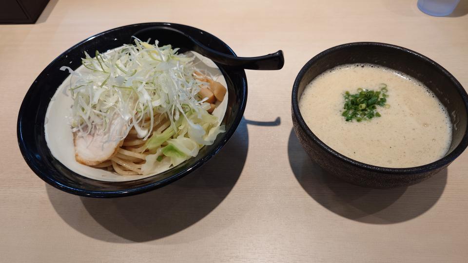 NowLoading...