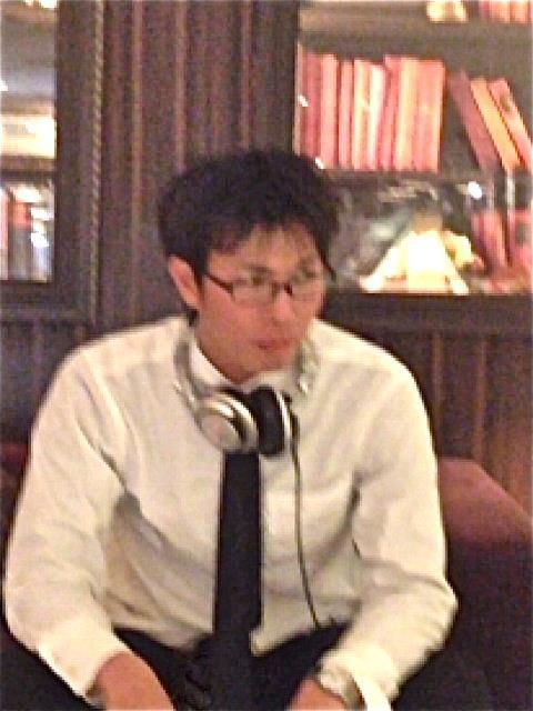 NowLoading...