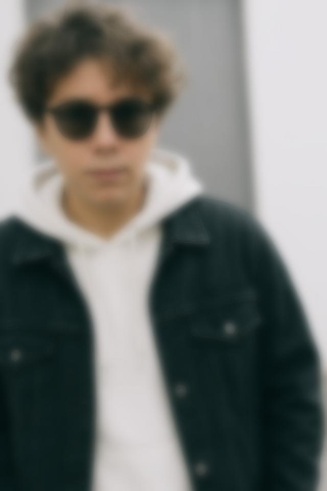 NowLoading...