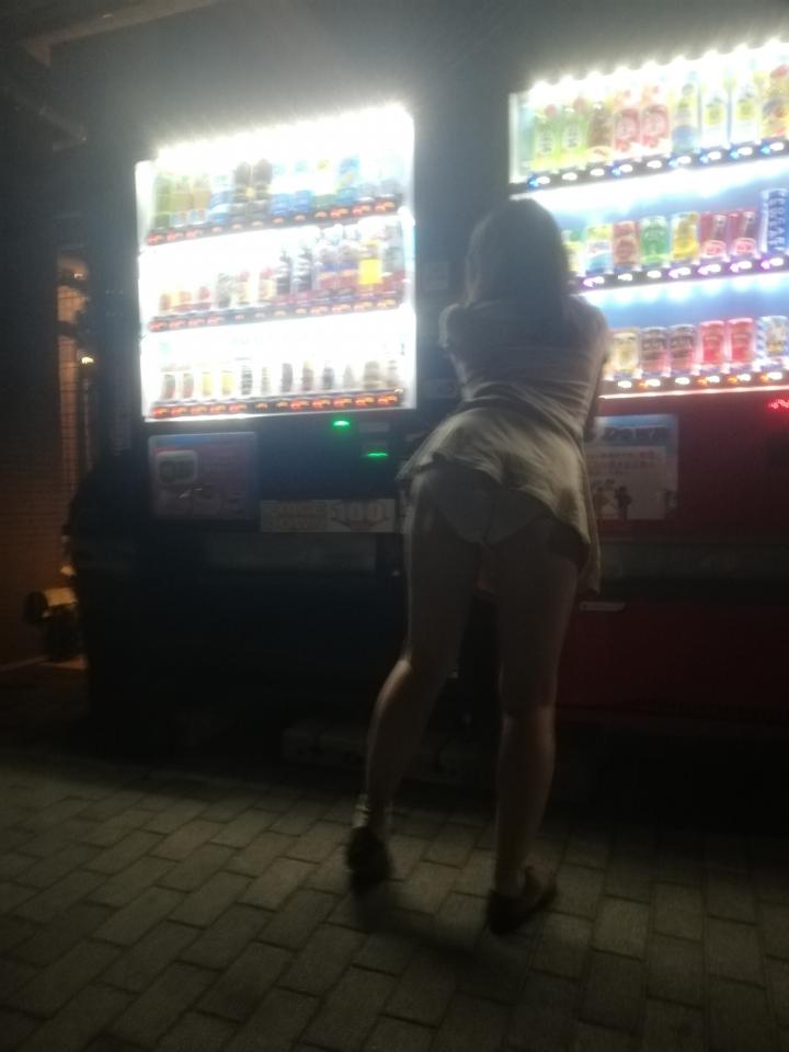 NowLoading...